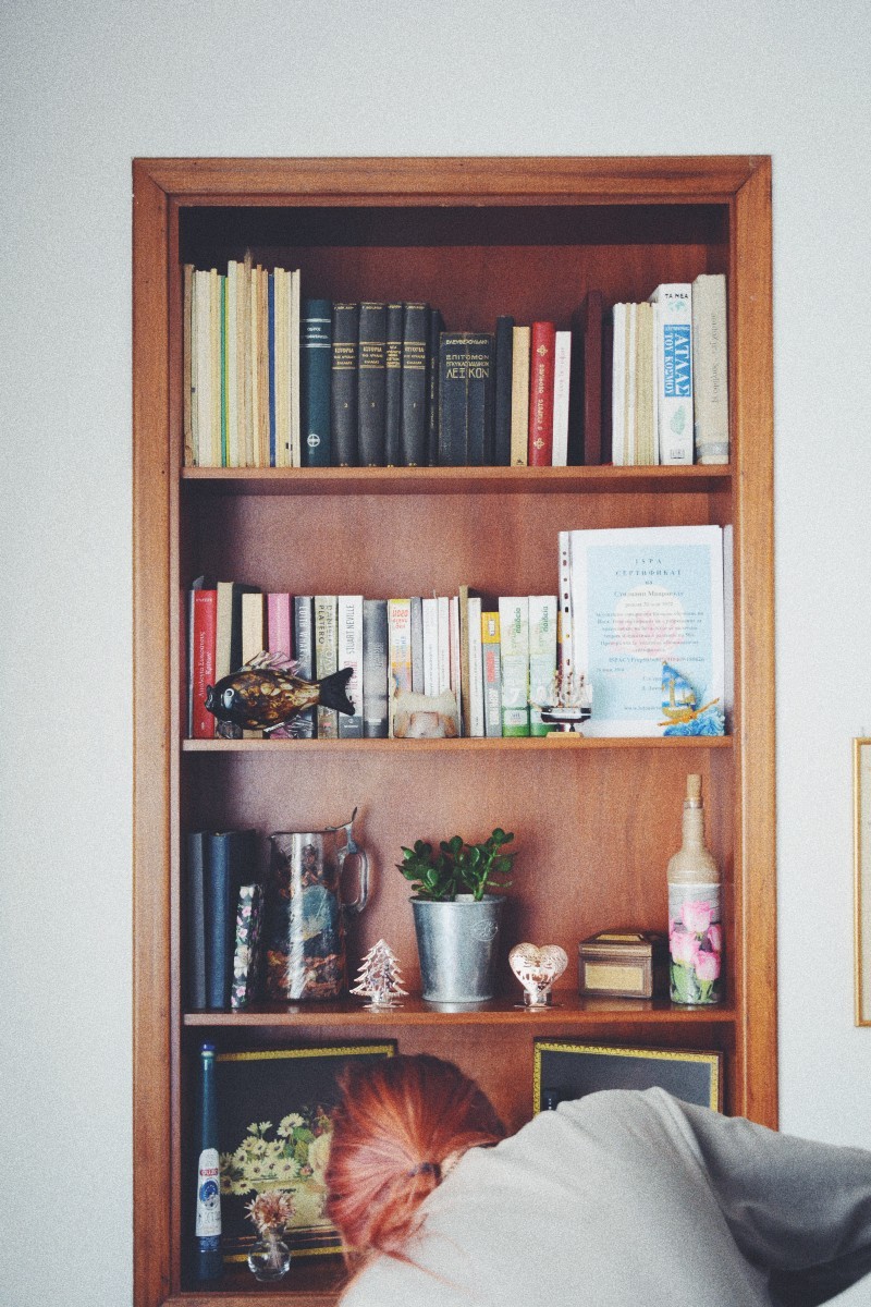 tidy bookcase
